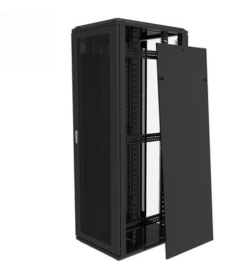 600mm Width Server Rack PDU with More Stable Structure and 1.2mm Material Thickness