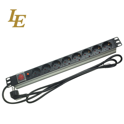 کابینت رک سرور مواد آلومینیومی 6 پورت 19 اینچی PDU با سوئیچ